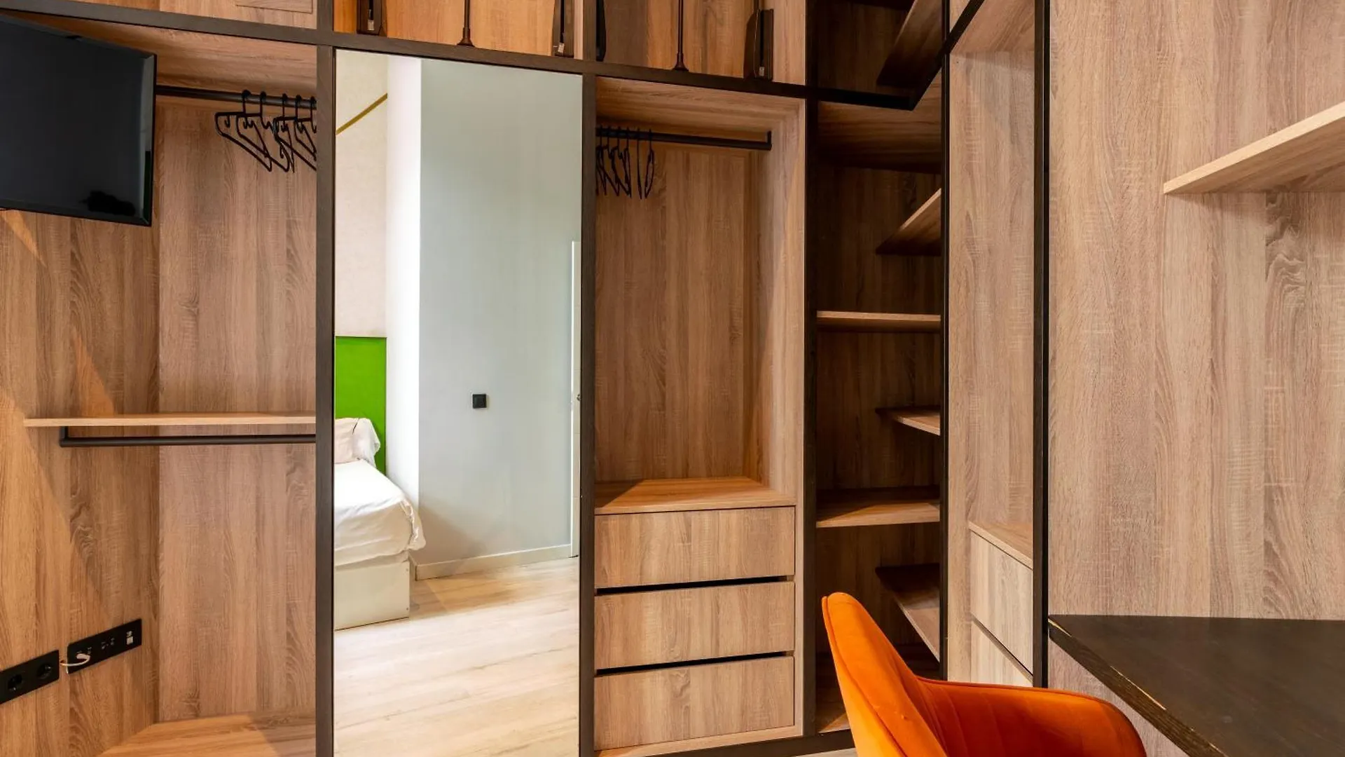 Lejlighed Komodo Goyeneta - Central Duplex With Pool & Patio. Sevilla