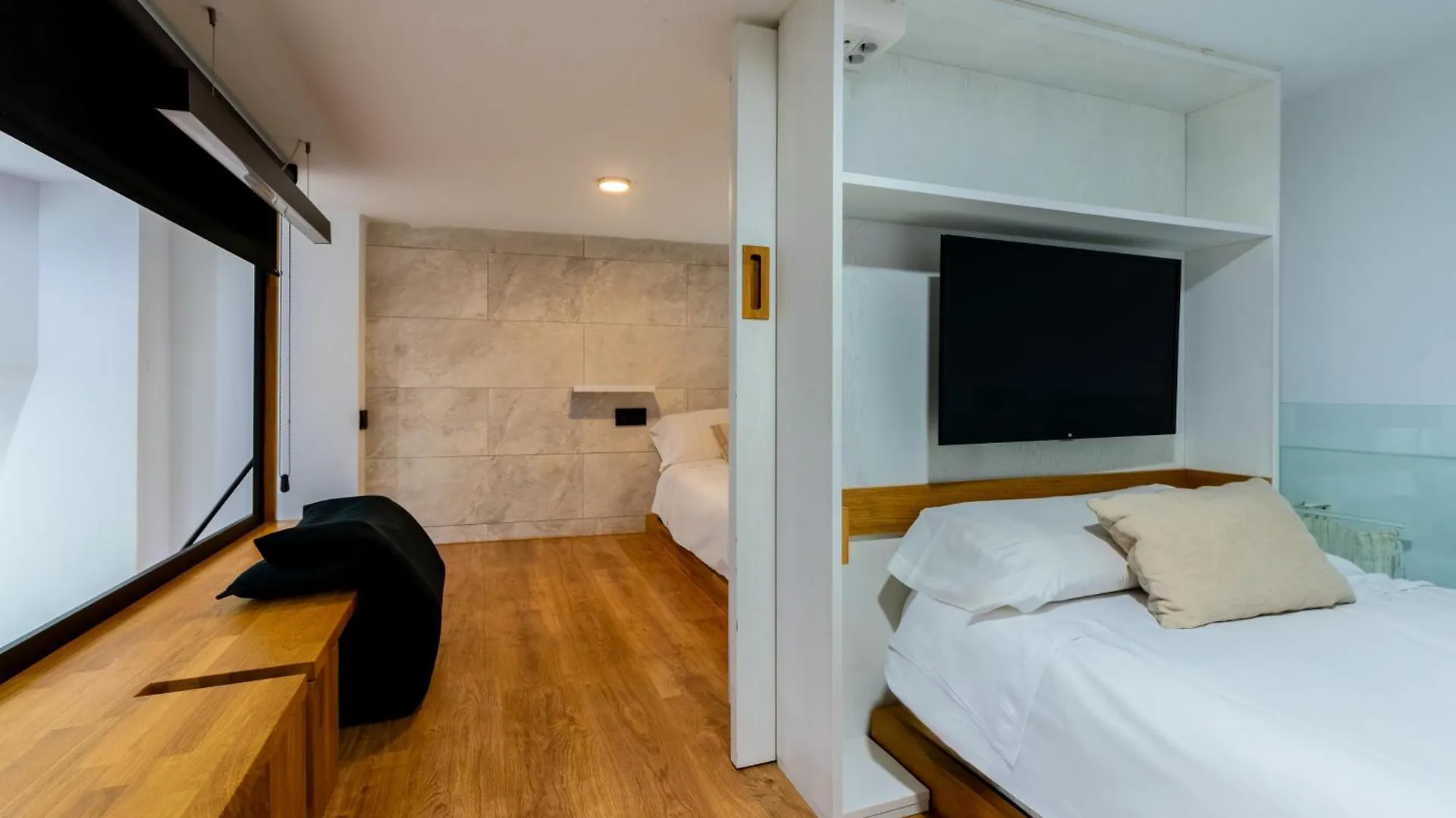 Komodo Goyeneta - Central Duplex With Pool & Patio. Sevilla Lejlighed