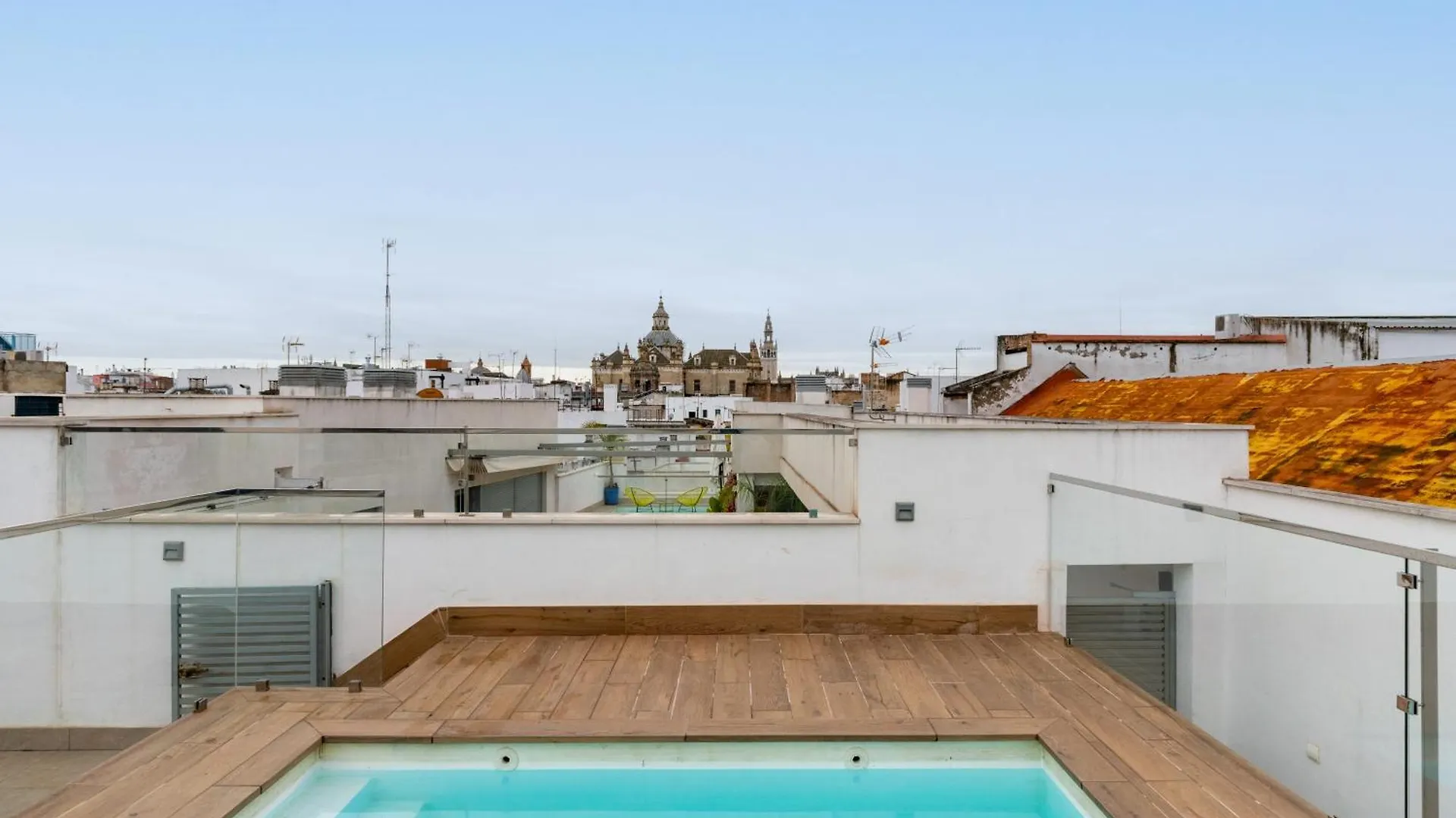 Lejlighed Komodo Goyeneta - Central Duplex With Pool & Patio. Sevilla